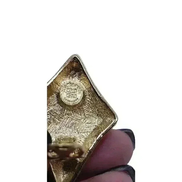GIVENCHY Earrings Giant Statement Diamond Shaped Gold Wavy Clip Vintage Chunky - Picture 9 of 11